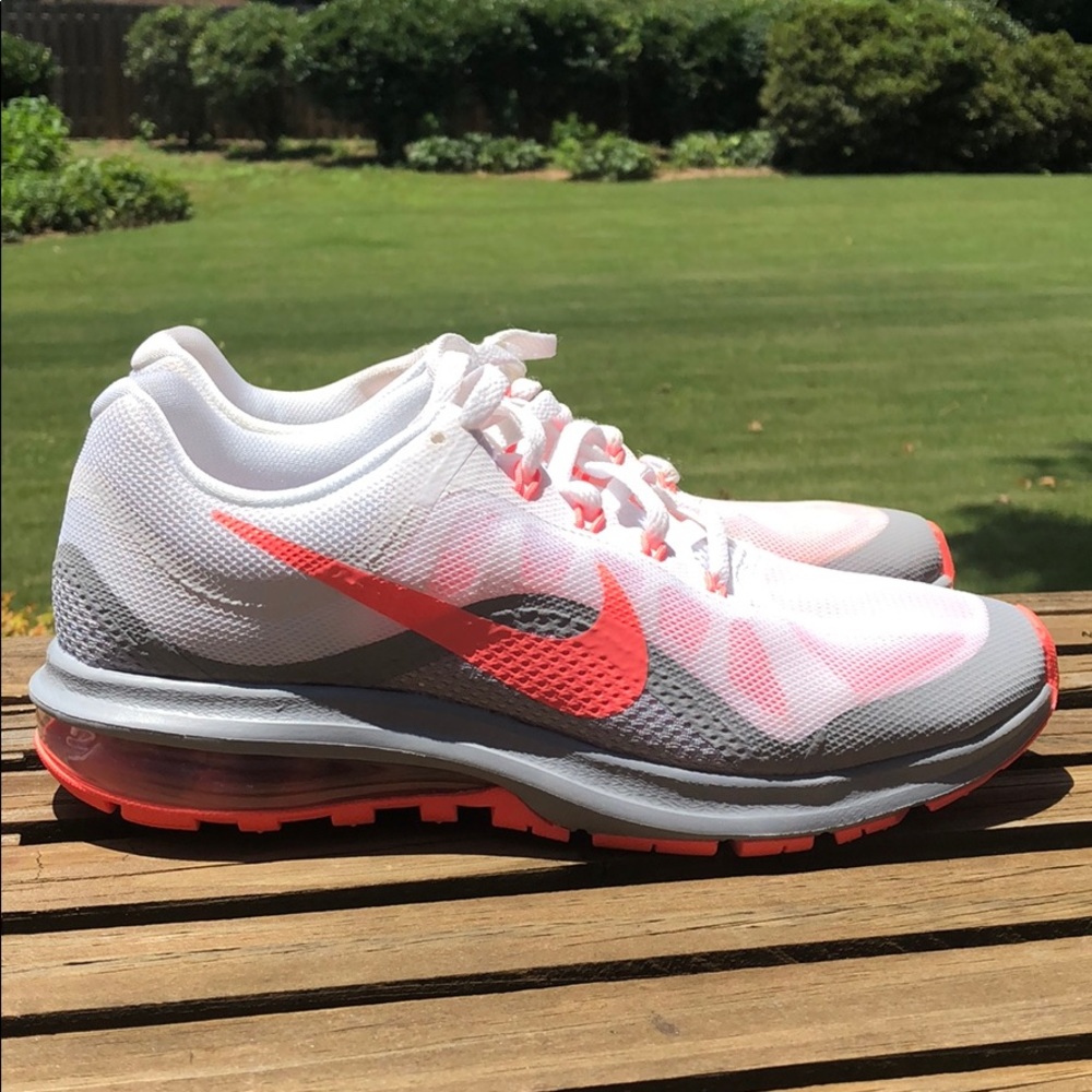 Women’s Nike Air Max Dynasty 2 Lava/Grey sz 7 - Picture 1 of 8